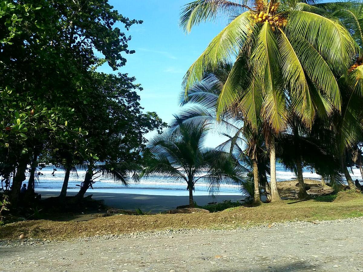 Camping Rooms Shalton Cahuita Exterior photo